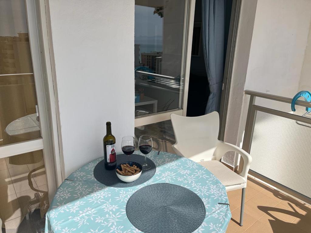 Panorama Apartment With Sea Views By Namaste Elite トレモリノス エクステリア 写真